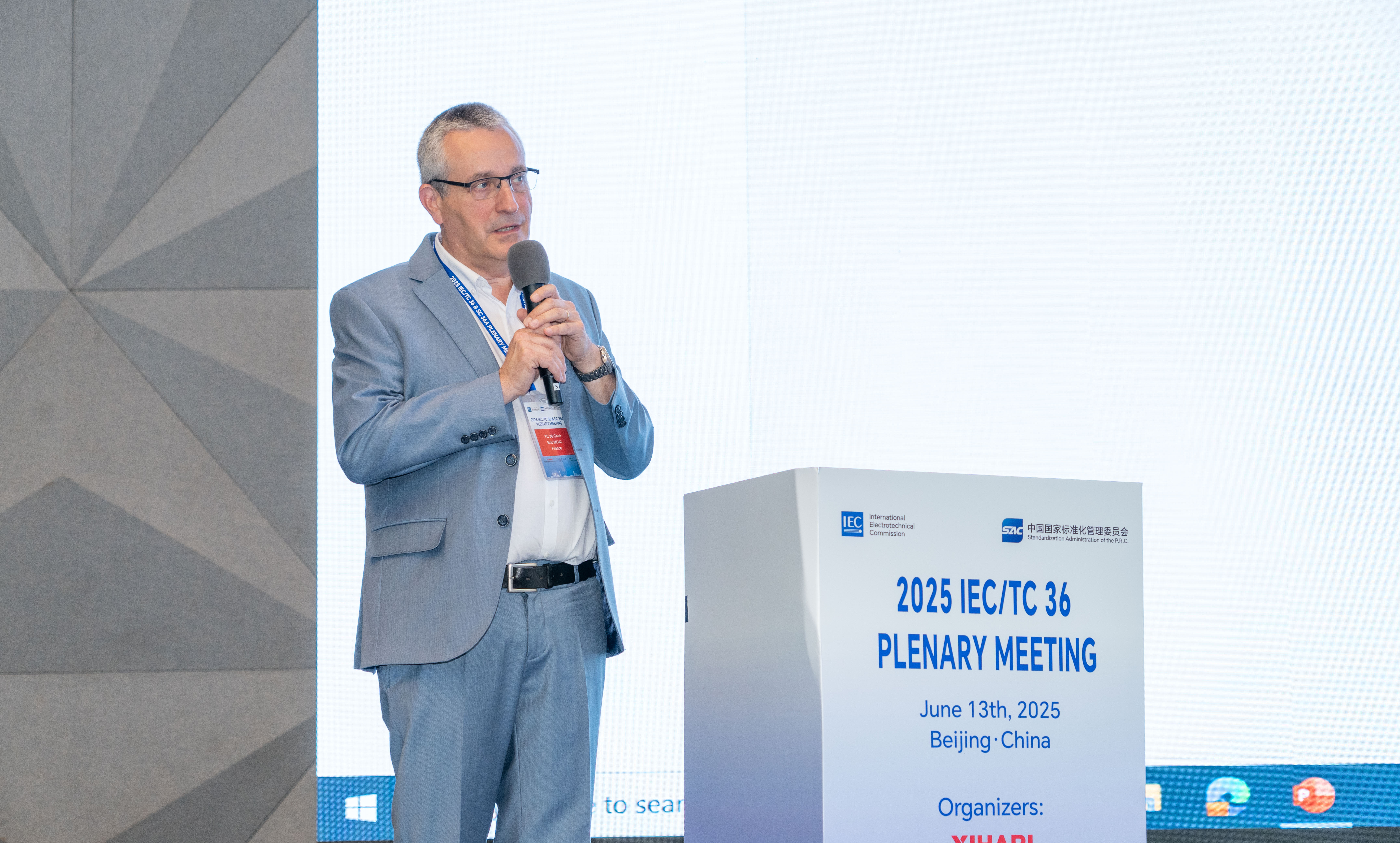 1750747198791969.jpg Eric Moal2.jpg